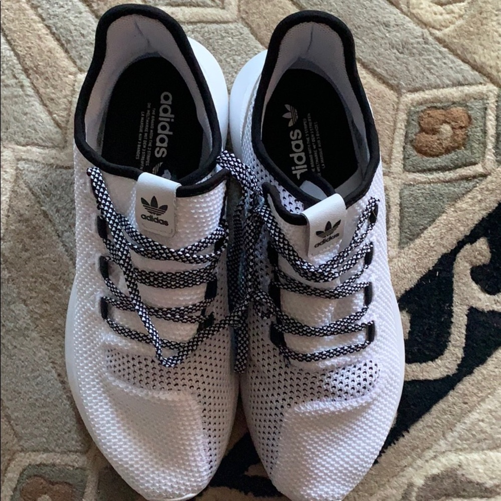 NWOT Men’s spring athletic Size 12 addias Tubular